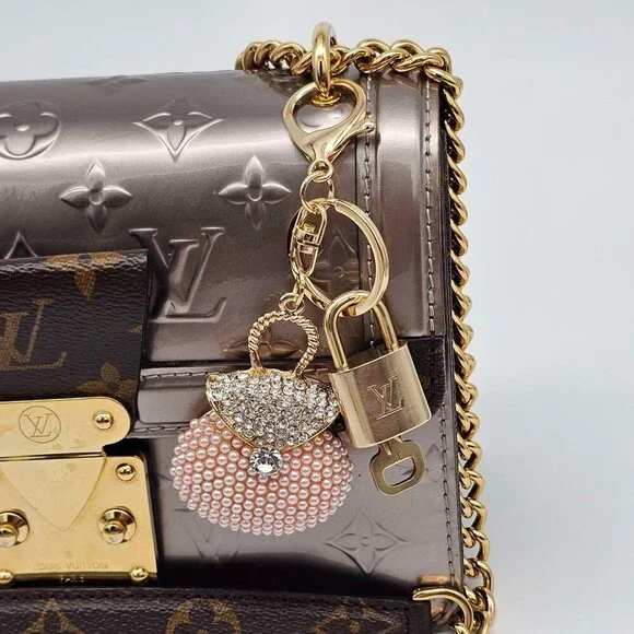 Louis Vuitton Gold Padlock 🔑 Authentic LV Unbranded Keychain Bag Charm - Picture 2 of 7